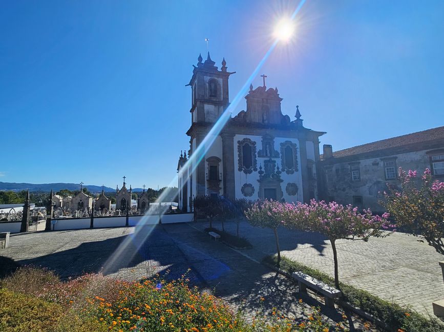 Igreja e Mosteiro de São Romão do Neiva