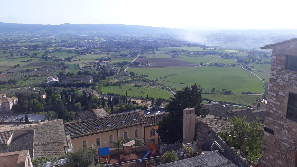 Der Blick aus meinem Zimmer im Klarissenkloster in Assisi