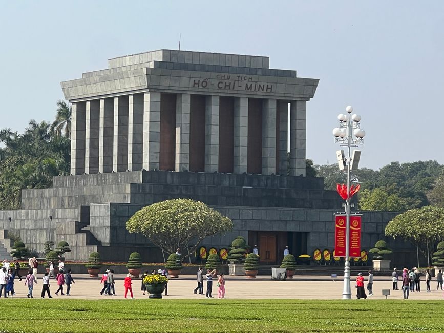 Hanoi-Tag 2: Überfüllte Läden, eine schwierige Challenge und das Abenteuer Train Street