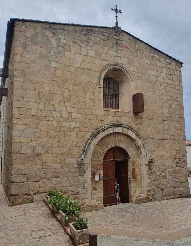 Real, Romanesque church
