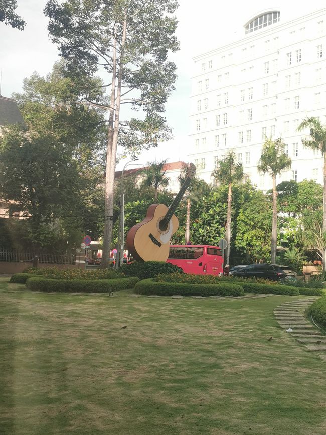 ... but we started early with a bus tour past stationary guitars ...