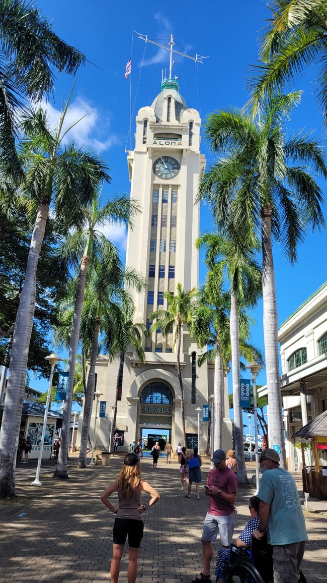 Aloha_Tower in Honolulu