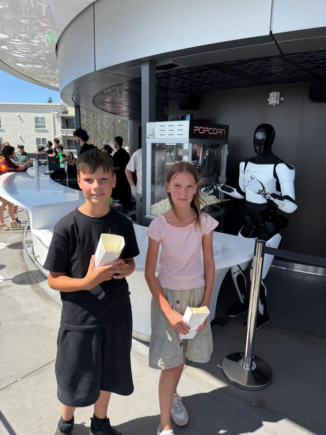 Hollywood, Beverly Hills und Tesla Diner