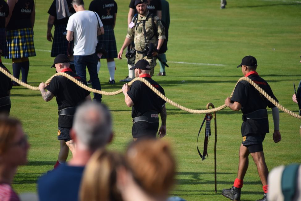 Strong Men, Pipes and Drums