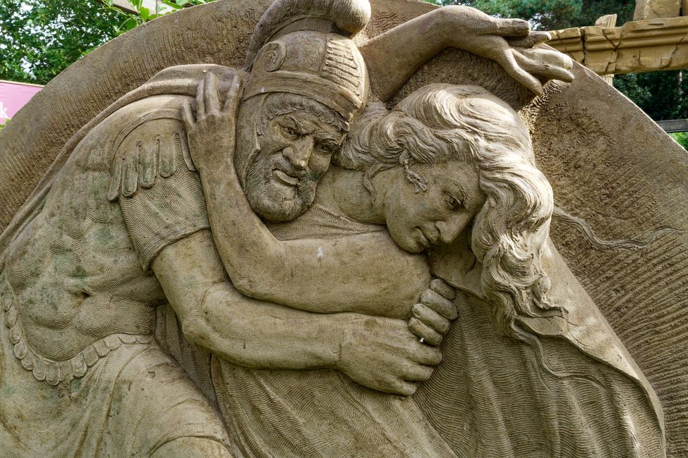 Kunst, Kitsch und Kommerz – Sandskulpturen in Garderen