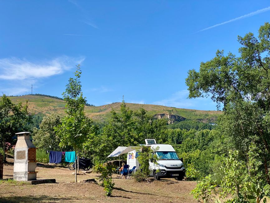 Finally some 'real' camping again with awning, clothesline, table, and chairs