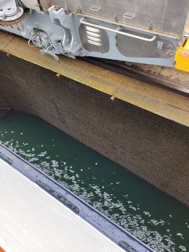 Day 41 of 175: Around the world cruise - Day passage through the Panama Canal
