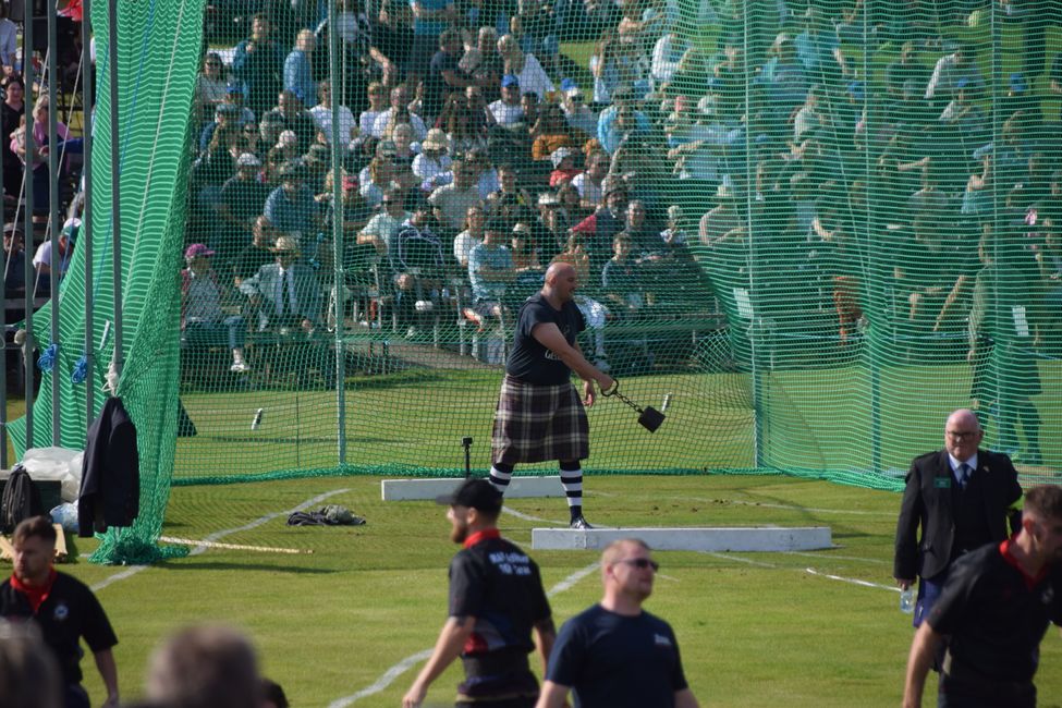 Strong Men, Pipes and Drums