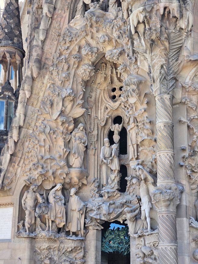 Sagrada Familia von außen