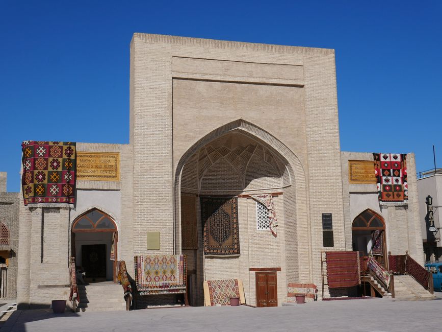 Bukhara – Tre giorni nella città nel deserto lungo la Via della Seta