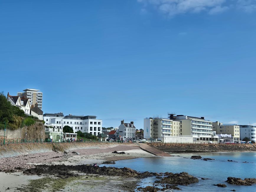 Bay,Beach,Bunker,Bye🇯🇪
