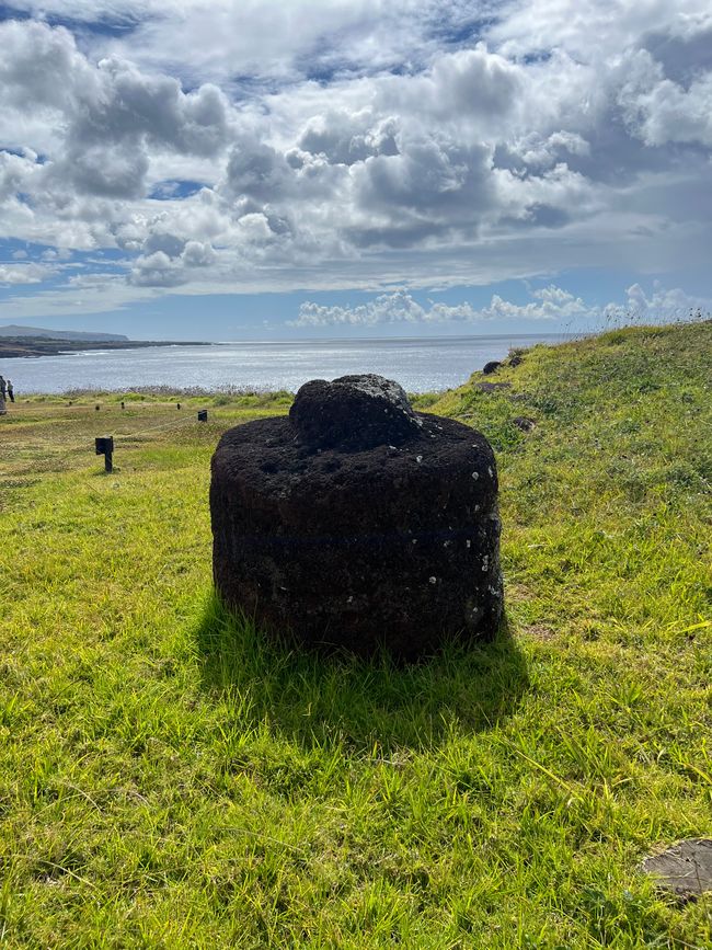 Purtroppo, ci sono solo pochi Moai completamente conservati