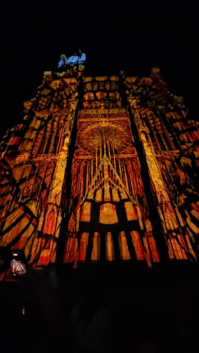 2026 - August - Lichtshow am Straßburger Münster