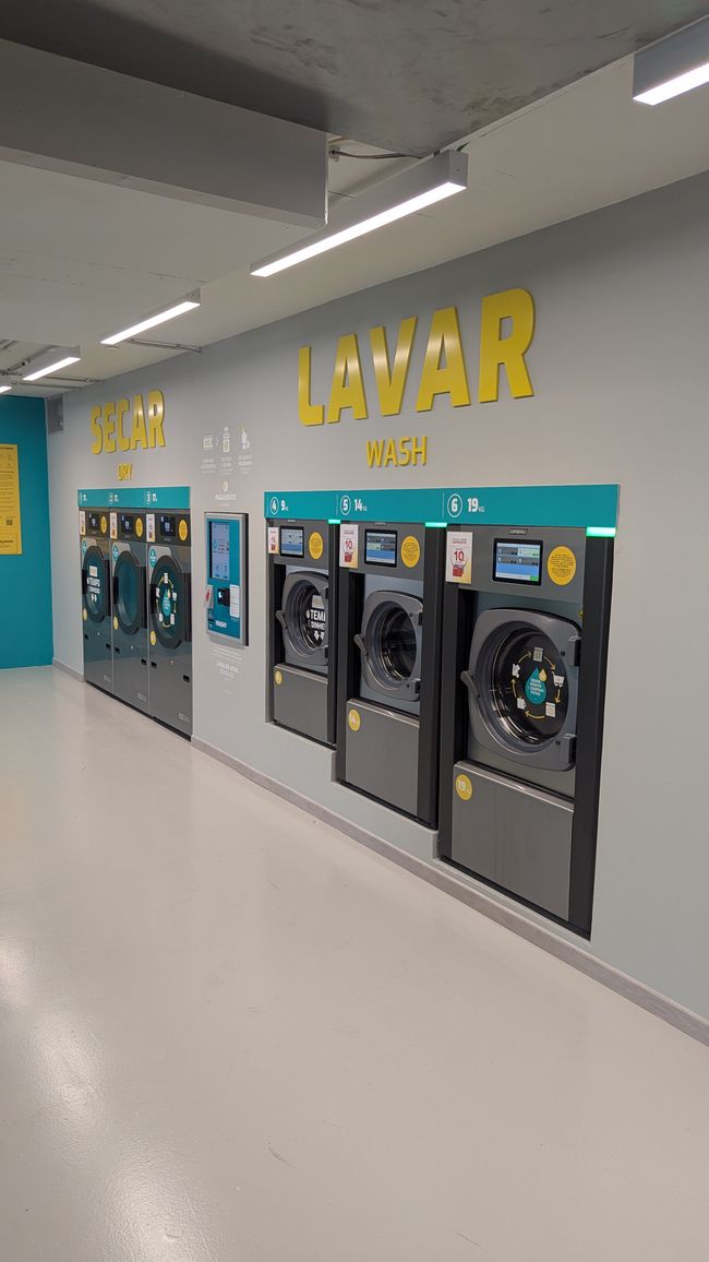 Supermart inklusive Waschmaschine und Trockner