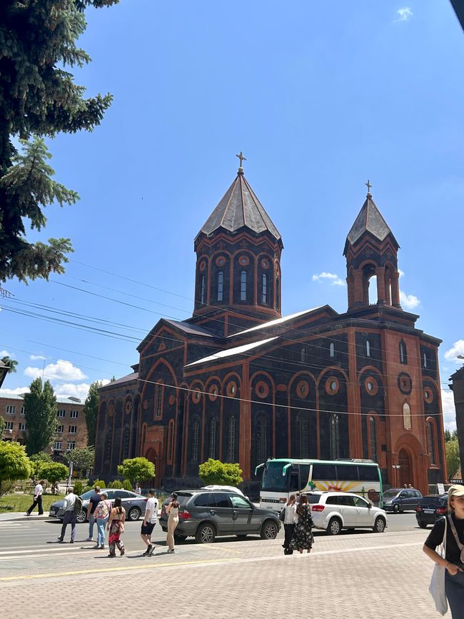 Armenia Día 6 - Una excursión a Gyumri