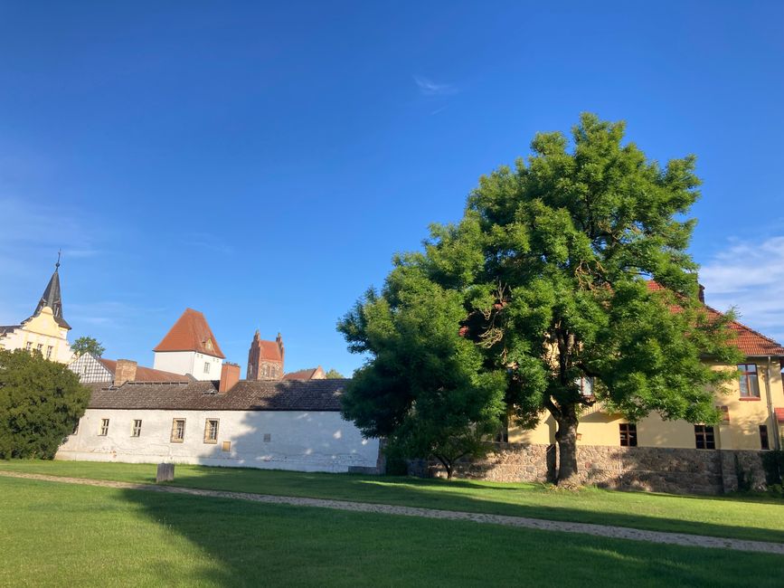 Schloß Gut Liebenberg-Storchenhof Blumenow