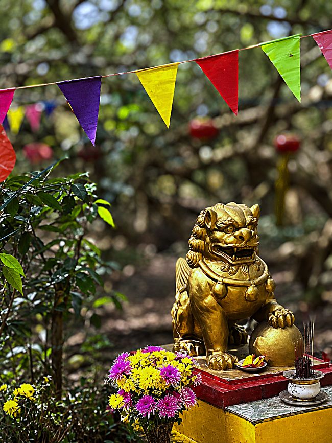 Verborgener Wald, Buddha-Verehrungsstätte