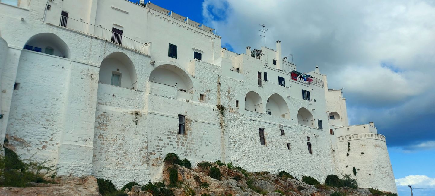 Cinestino und Ostuni
