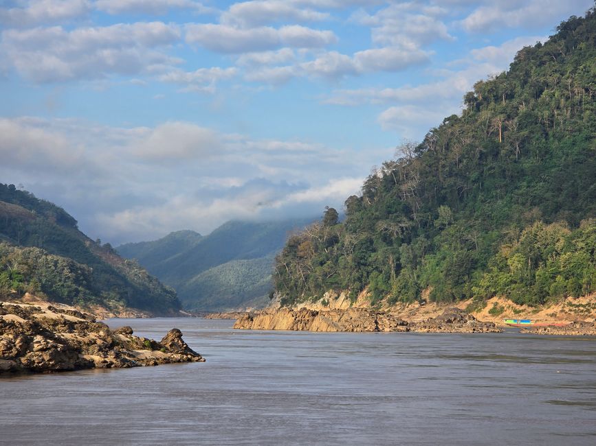 Auf dem Mekong von Luang Prabang nach Ban Houayxay