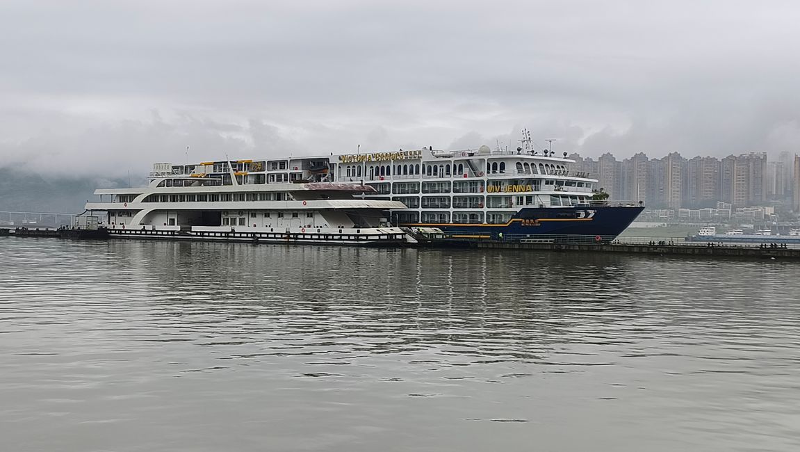 19. Mai.   Flusskreuzfahrt MS Victoria Jenna