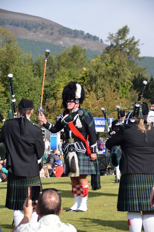 Strong Men, Pipes and Drums