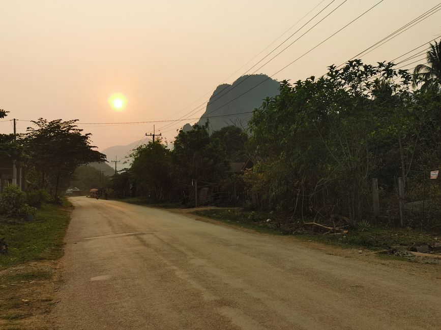 Continuing the journey to Vang Vieng - Hike to the Silver Cross Viewpoint and hot air balloon ride