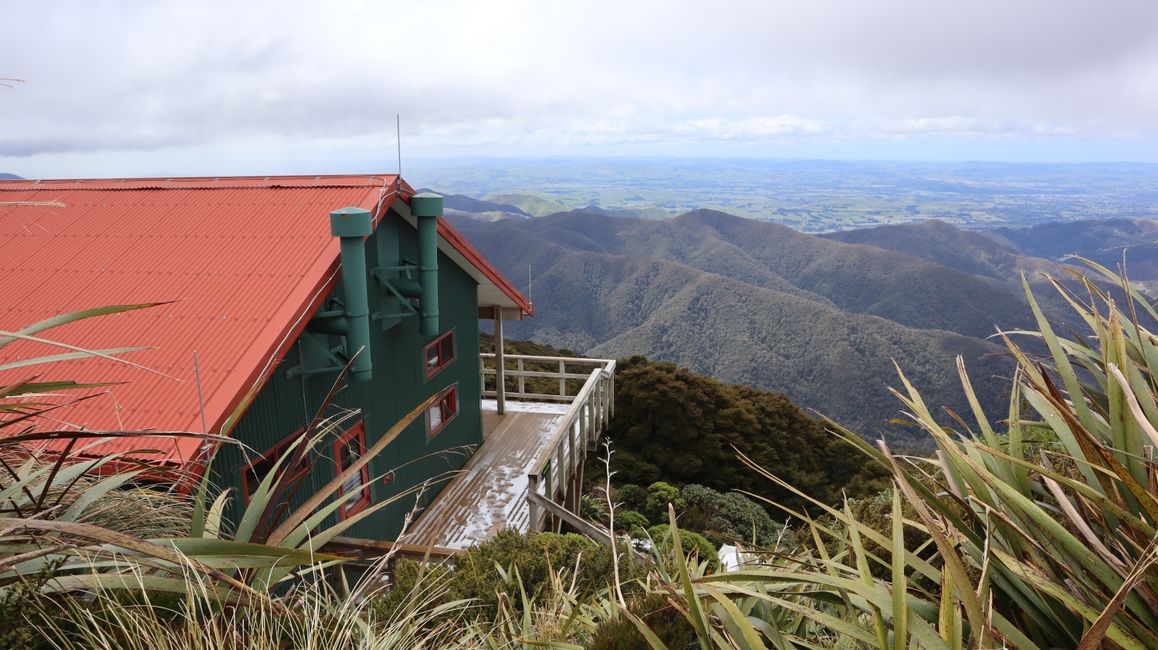 Powell Hut - noch mit Schneeresten