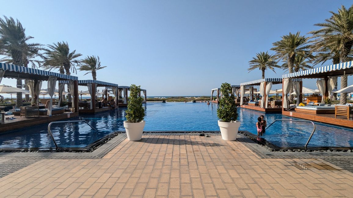 Saadiyat Beach Club