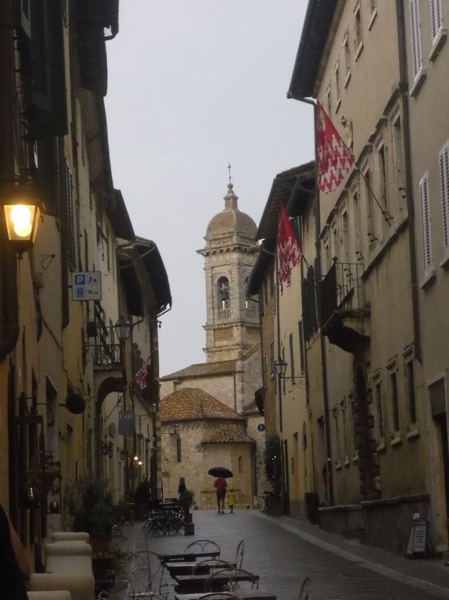 Nach dem Regen ist wenig los in Quirico 