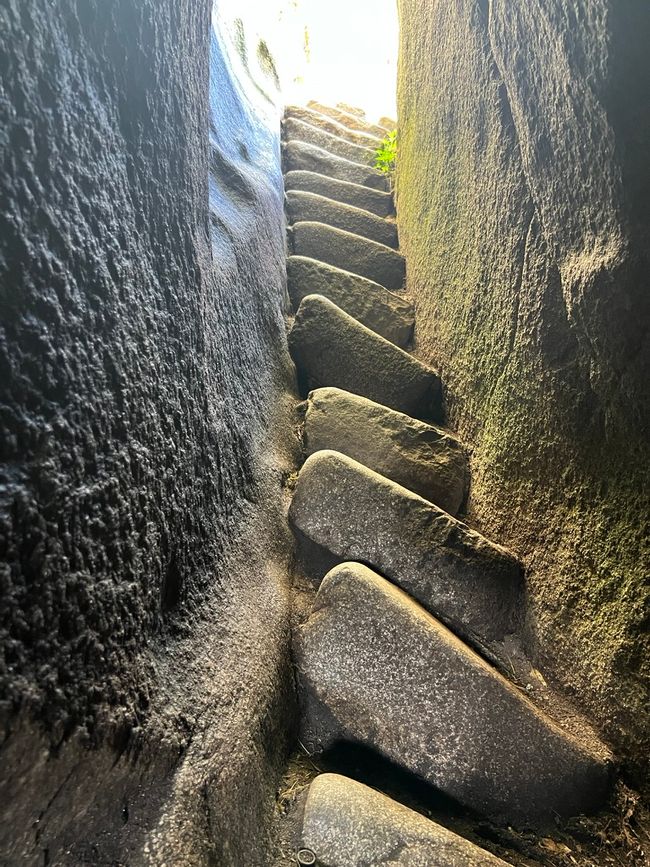 👷‍♂️标签 31-1 (3.11.) 马丘比丘，登上惠纳比丘山