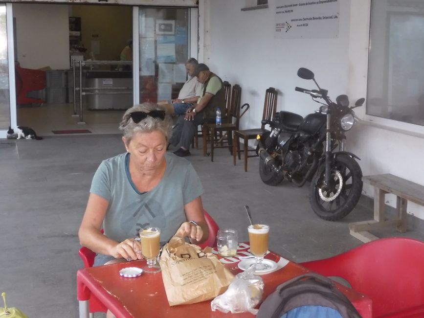 Frühstück von dem Mini-Market