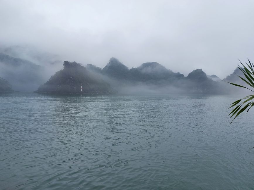 Inseln im Nebel