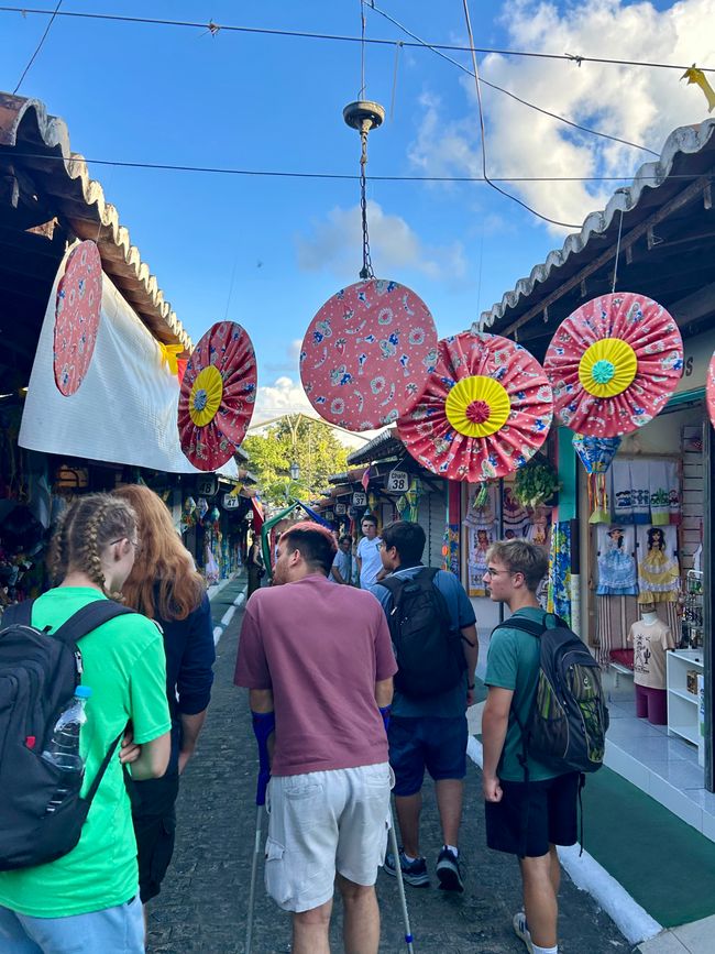 Brasilien Tag 14 - Kunsthandwerkermarkt und Konzertabend