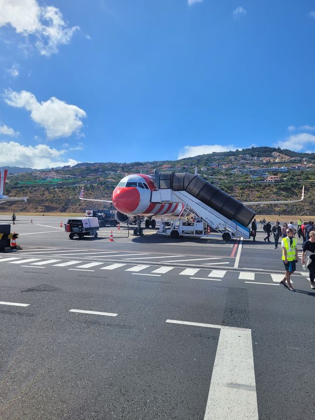 Landung auf Madeira - Abenteuer auf vier Rädern kann beginnen 
