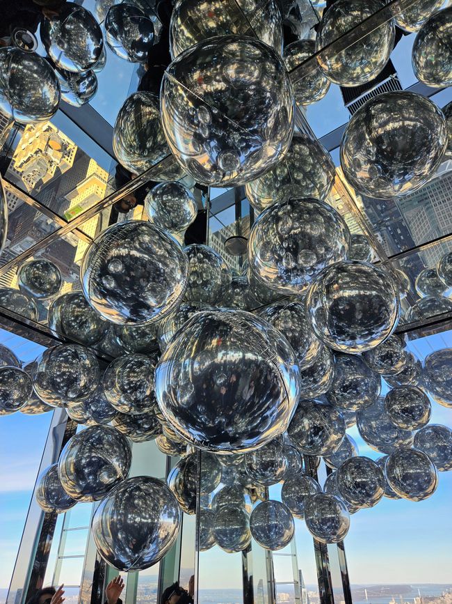 Silberne Ballons
