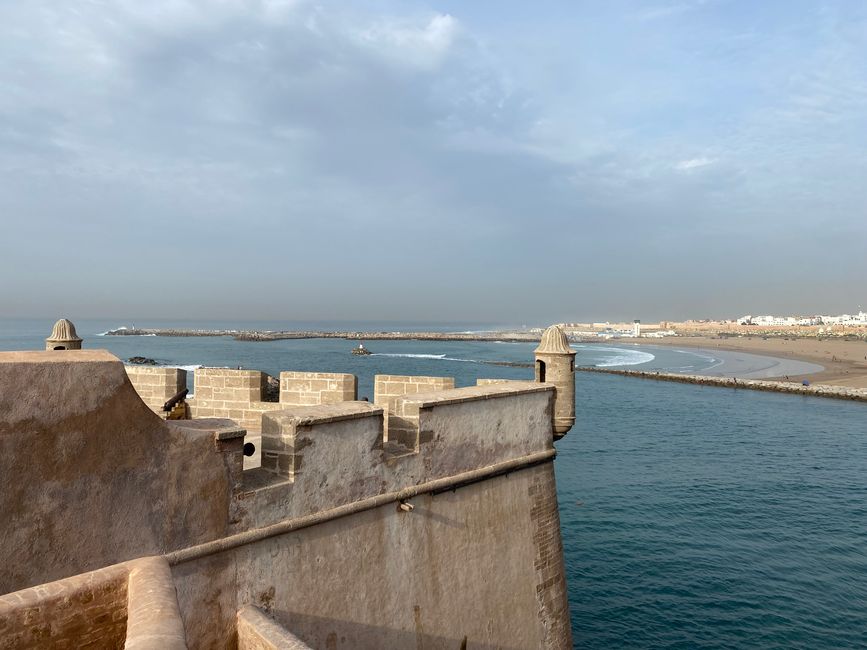 ...mit Blick über die Flussmündung 