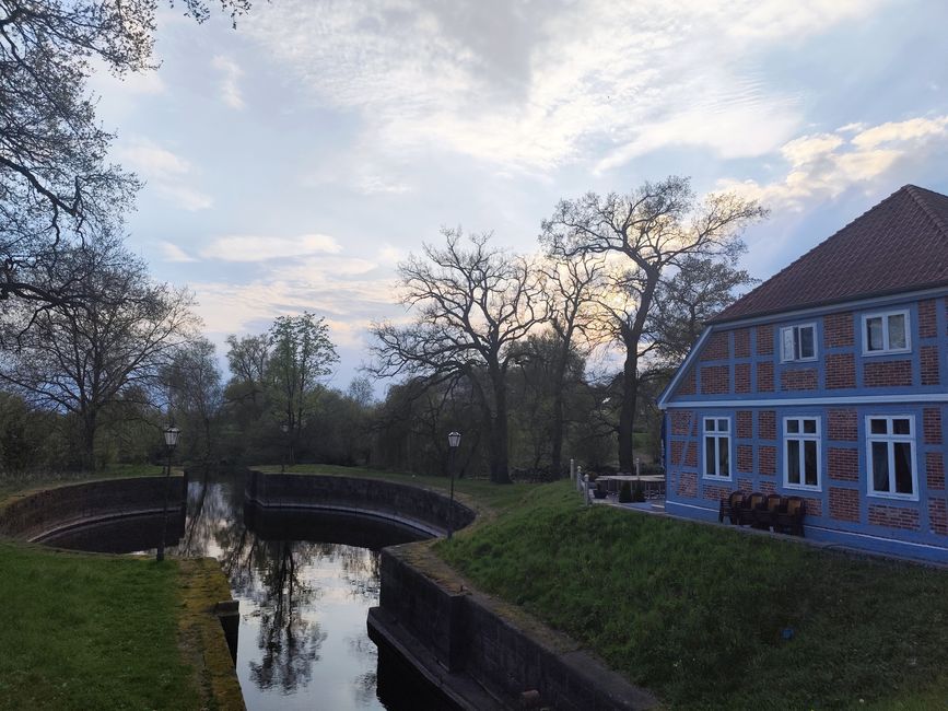 Lauenburg - un lugar realmente bonito a orillas del Elba, alojamiento en el Hotel Halbmond