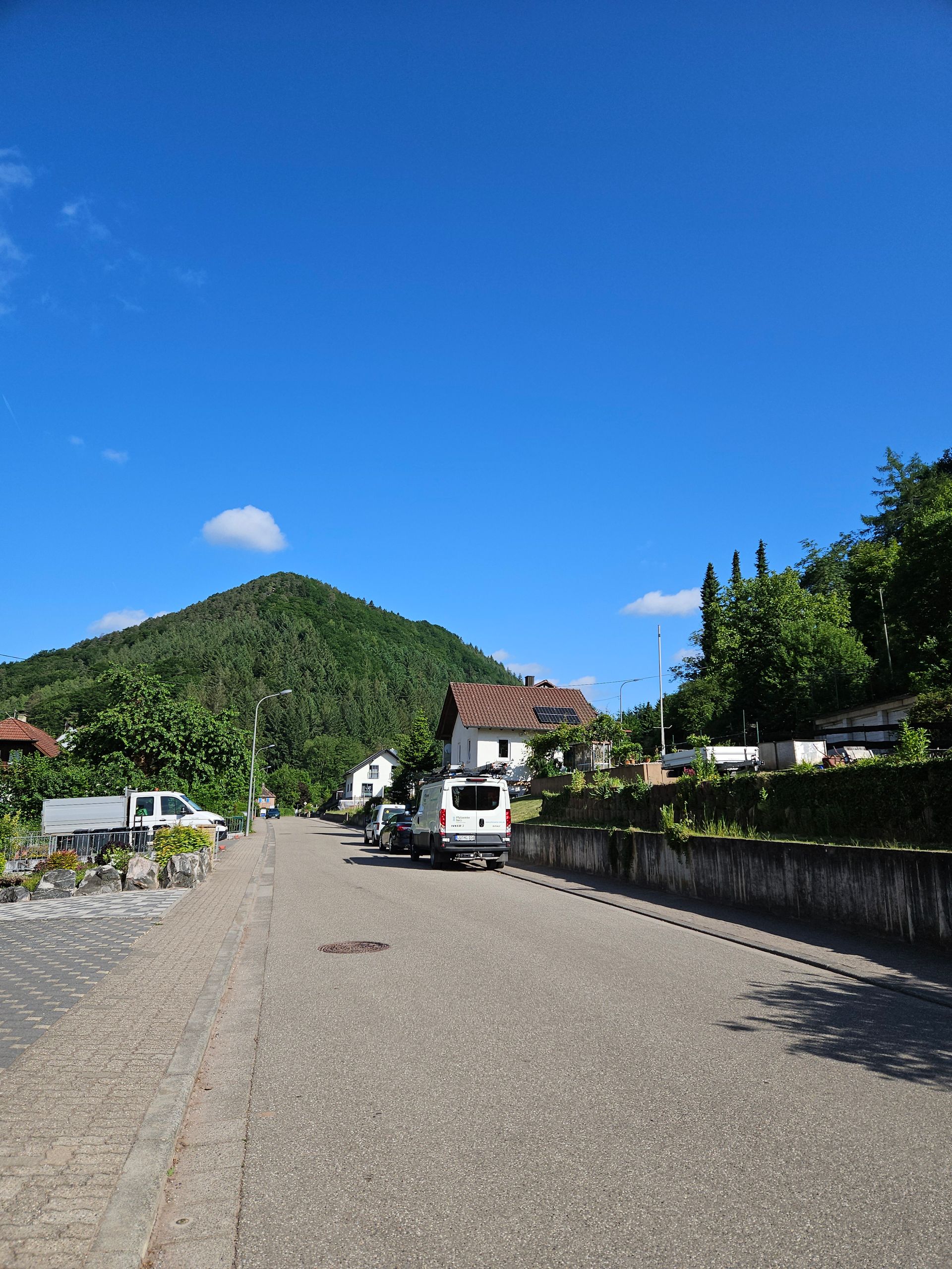 View from Eußerthal onto Beutelsberg Rock