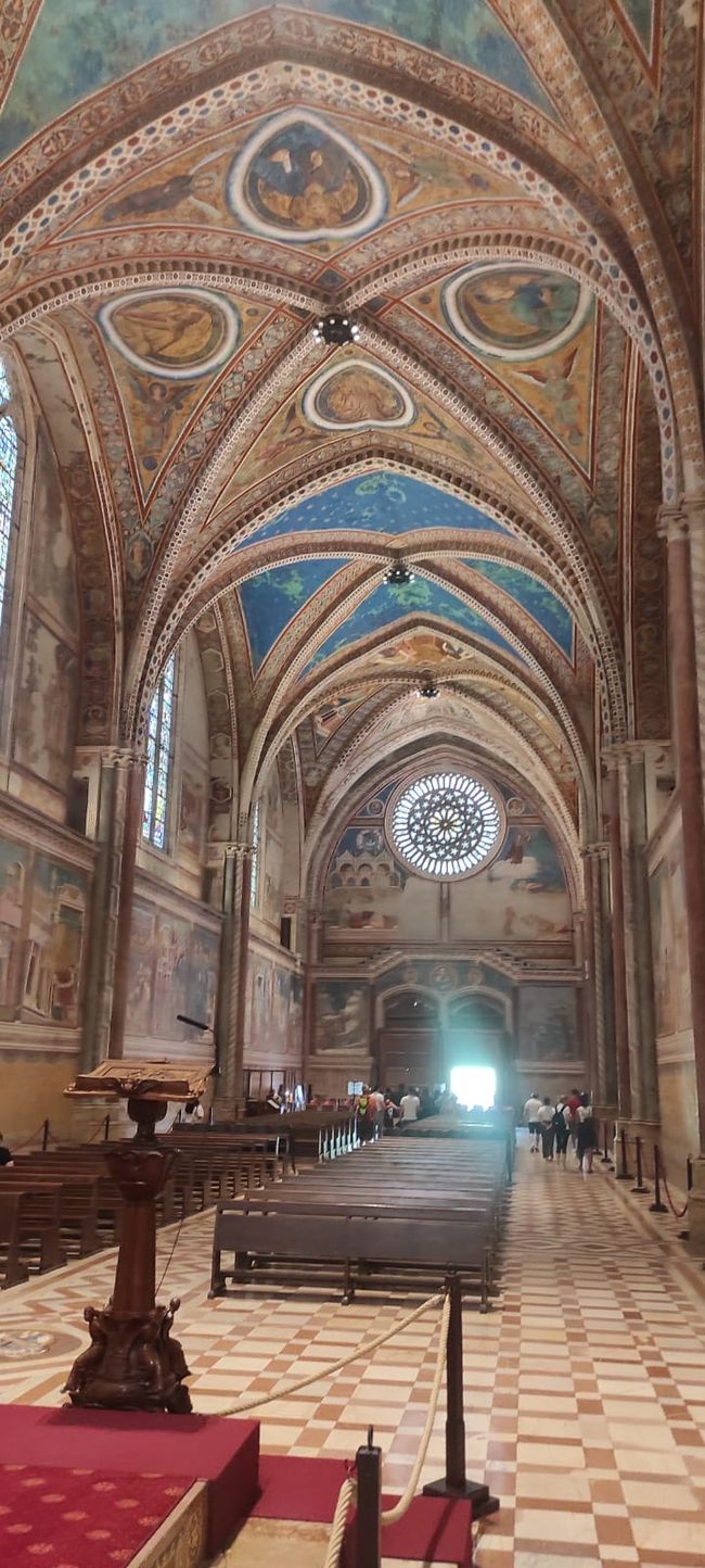 Basilica Superiore di San Francesco mit Giotto Fresken