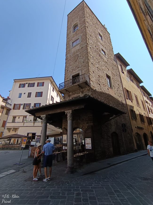 Palazzo e Torre degli Alberti