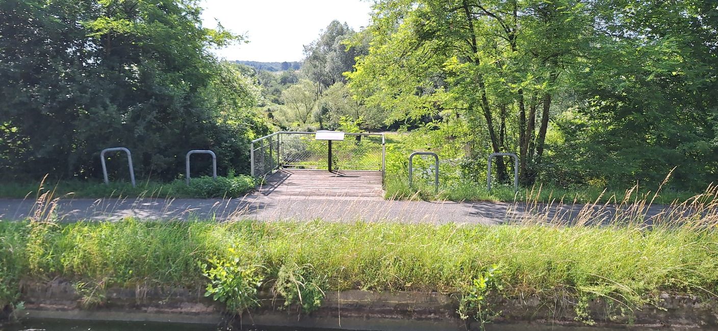 le canal à la Porte de Bourgogne