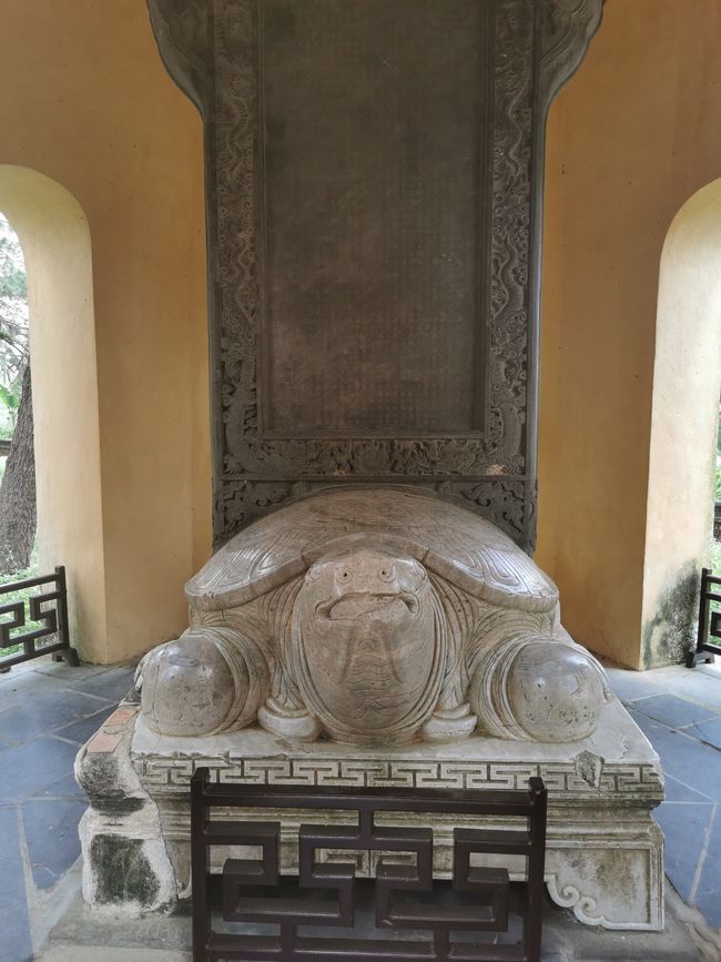 Recorrido por la antigua ciudad imperial de Hue