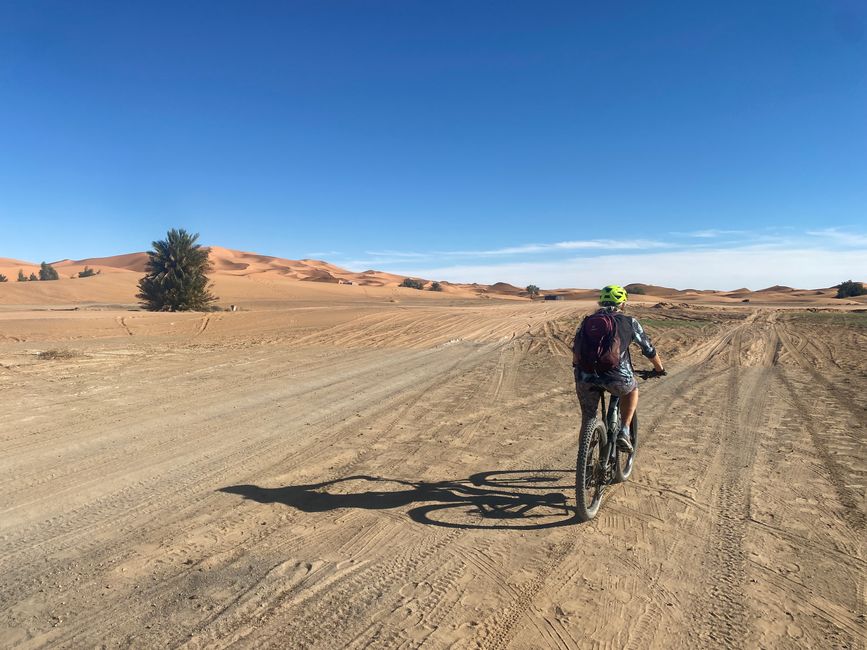 The return journey stretches on - it’s hot and the air is bone dry