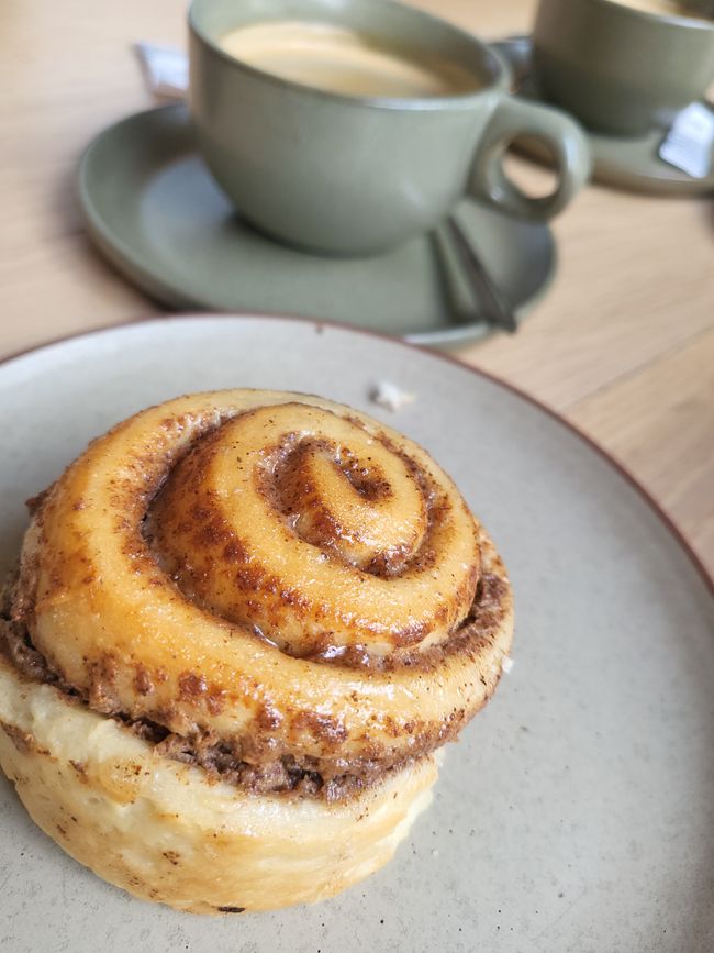 Commencer la journée avec des roulés à la cannelle