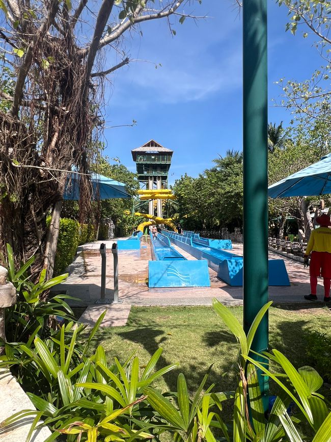 Tag 14 Phu Quoc: CHÚC MỪNG NĂM MỚI - HAPPY NEW YEAR