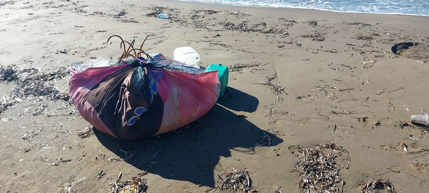 Impressioni sulla spiaggia a Karpen