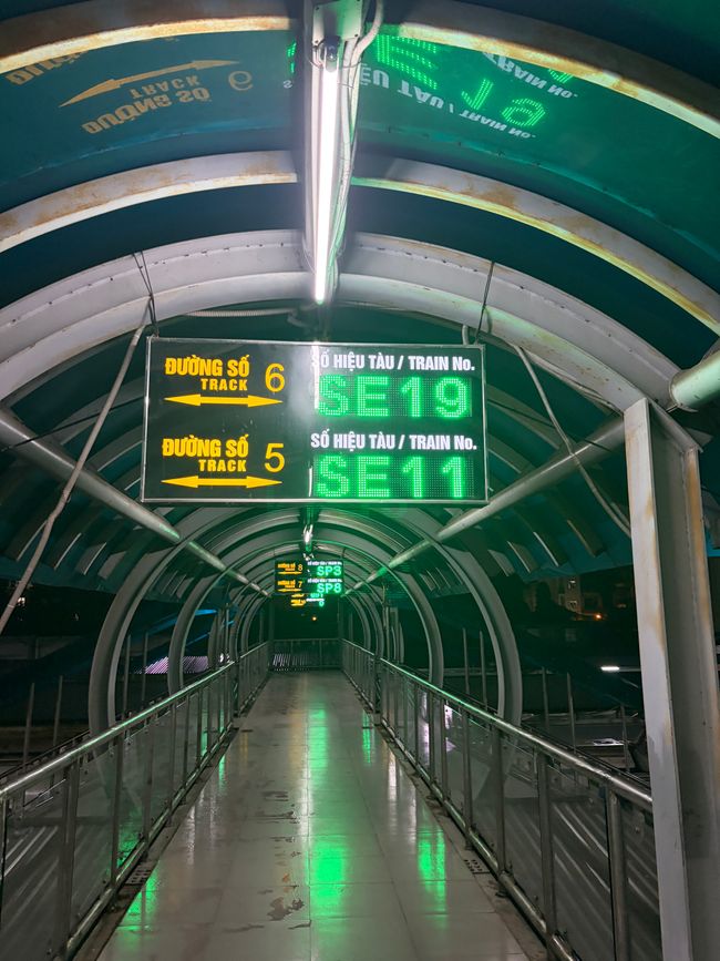 Experiencia en el tren nocturno y Hué