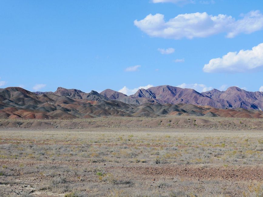 Altyn Emel Nationalpark - Tag 1 [Национальный парк Алтын-Эмель - День 1]