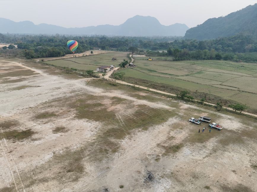 Continuing the journey to Vang Vieng - Hike to the Silver Cross Viewpoint and hot air balloon ride