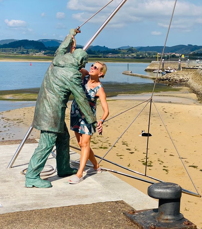 ...pero ahora me ha robado un pescador que simplemente sabe bailar mejor que yo.